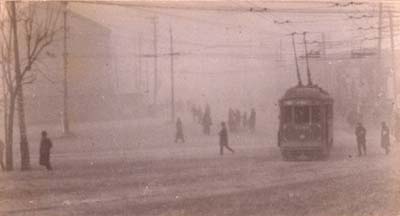 1-63村山俊吾・朝の都会