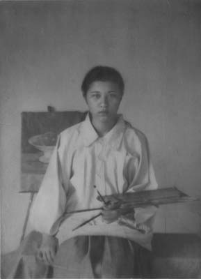 2-053小関・絵を描く女